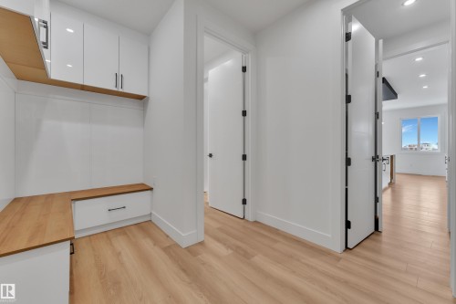 144 Edgewater Circle, Leduc, AB - Indoor Photo Showing Other Room