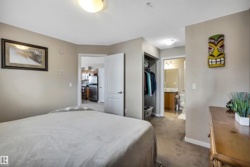 215 392 Silver Berry Road, Edmonton, AB - Indoor Photo Showing Bedroom
