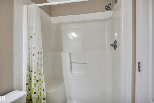 215 392 Silver Berry Road, Edmonton, AB - Indoor Photo Showing Bathroom