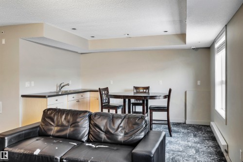 215 392 Silver Berry Road, Edmonton, AB - Indoor