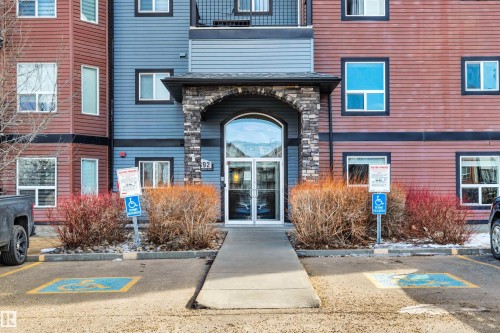 215 392 Silver Berry Road, Edmonton, AB - Outdoor