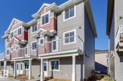 48 13139 205 Street NW  Edmonton, AB T5S 0N1