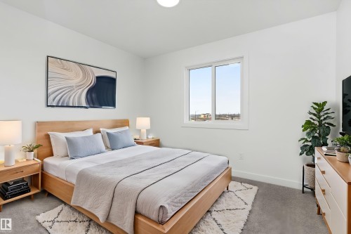 19131 20 Avenue, Edmonton, AB - Indoor Photo Showing Bedroom