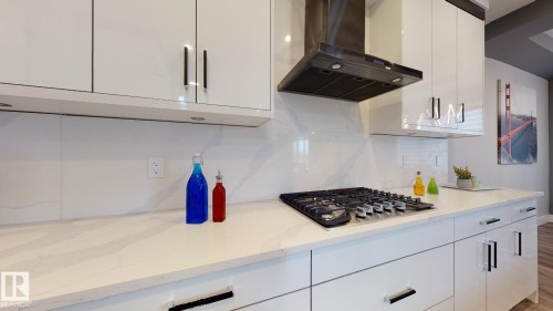 86 Mockingbird Crescent, Fort Saskatchewan, AB - Indoor Photo Showing Kitchen