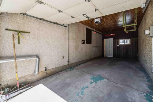 View of garage - 1096 Millbourne Road E, Edmonton, AB - Indoor Photo Showing Garage