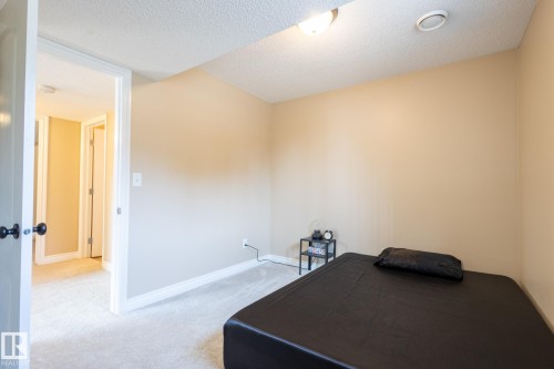 8390 Shaske Crescent, Edmonton, AB - Indoor Photo Showing Other Room