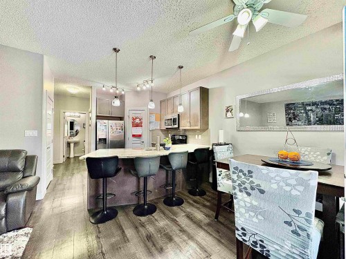 14 Hickory Road, Fort Saskatchewan, AB - Indoor Photo Showing Kitchen With Upgraded Kitchen