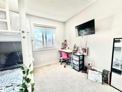 14 Hickory Road, Fort Saskatchewan, AB - Indoor Photo Showing Other Room