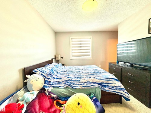 14 Hickory Road, Fort Saskatchewan, AB - Indoor Photo Showing Bedroom