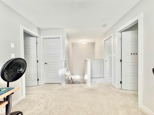 14 Hickory Road, Fort Saskatchewan, AB - Indoor Photo Showing Other Room