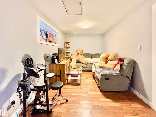 14 Hickory Road, Fort Saskatchewan, AB - Indoor