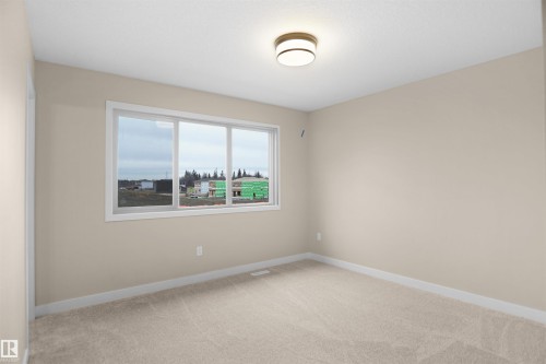 540 176 Avenue, Edmonton, AB - Indoor Photo Showing Other Room