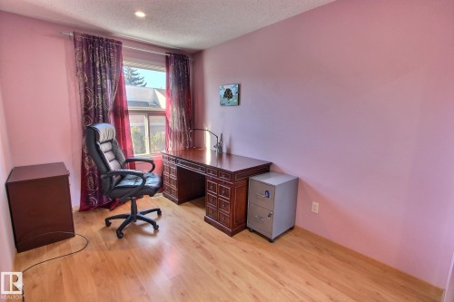 230 Chateau Place, Edmonton, AB - Indoor Photo Showing Office