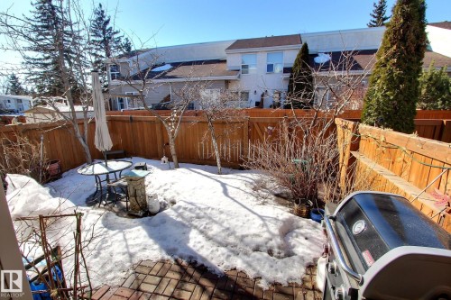 230 Chateau Place, Edmonton, AB - Outdoor