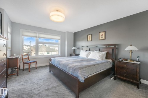 173 Hays Ridge Boulevard, Edmonton, AB - Indoor Photo Showing Bedroom