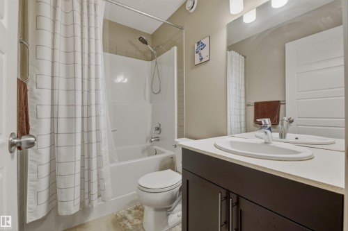 1253 163 Street, Edmonton, AB - Indoor Photo Showing Bathroom
