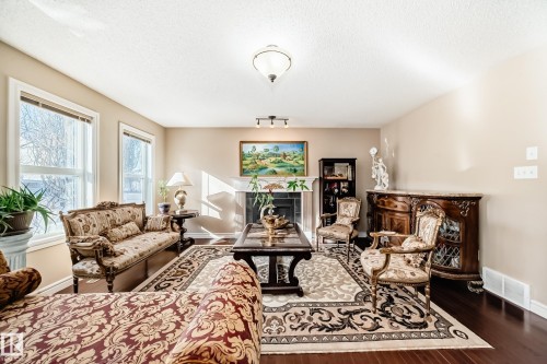3711 163 Avenue, Edmonton, AB - Indoor Photo Showing Living Room