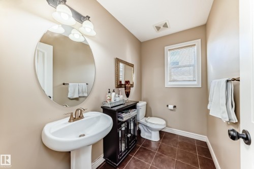 3711 163 Avenue, Edmonton, AB - Indoor Photo Showing Bathroom