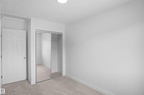 19457 22 Avenue, Edmonton, AB - Indoor Photo Showing Other Room