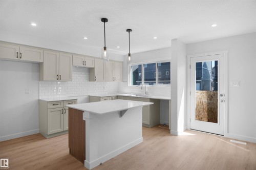 19457 22 Avenue, Edmonton, AB - Indoor Photo Showing Kitchen With Upgraded Kitchen