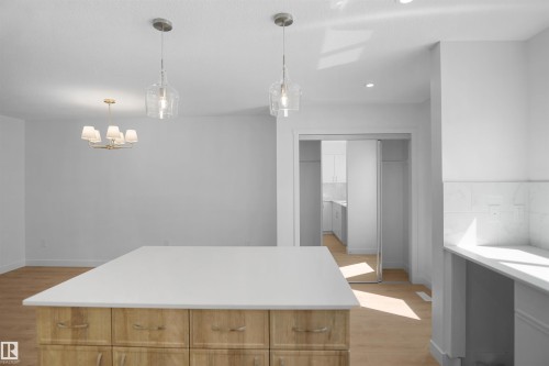 19451 22 Avenue, Edmonton, AB - Indoor Photo Showing Kitchen