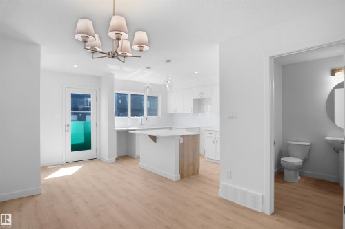 19451 22 Avenue, Edmonton, AB - Indoor Photo Showing Kitchen