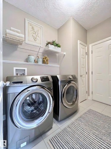 4604 Westcliff Point(E), Edmonton, AB - Indoor Photo Showing Laundry Room