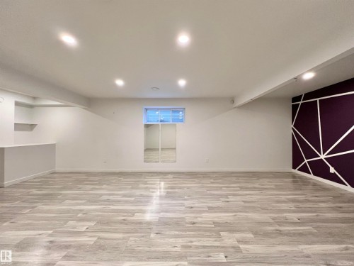 4604 Westcliff Point(E), Edmonton, AB - Indoor