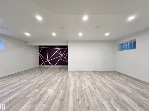 4604 Westcliff Point(E), Edmonton, AB - Indoor Photo Showing Other Room