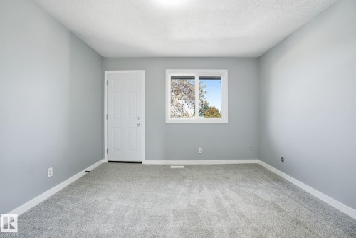 8117 132A Avenue, Edmonton, AB - Indoor Photo Showing Other Room