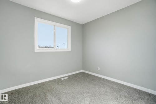 8117 132A Avenue, Edmonton, AB - Indoor Photo Showing Other Room