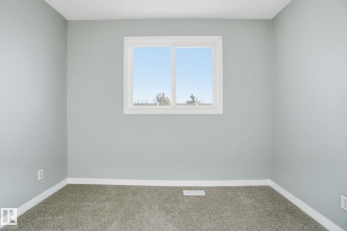 8117 132A Avenue, Edmonton, AB - Indoor Photo Showing Other Room