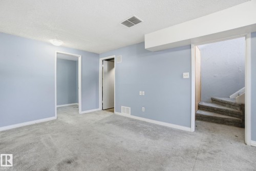 8117 132A Avenue, Edmonton, AB - Indoor Photo Showing Other Room