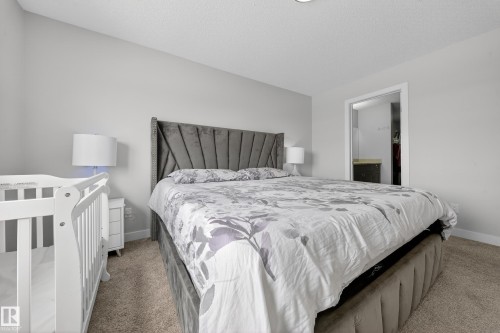 2408 Kelly Circle, Edmonton, AB - Indoor Photo Showing Bedroom