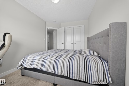 2408 Kelly Circle, Edmonton, AB - Indoor Photo Showing Bedroom