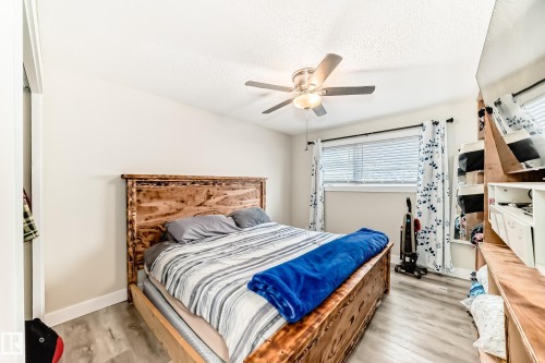 42 Alexander Drive, Leduc, AB - Indoor Photo Showing Bedroom