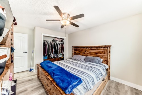 42 Alexander Drive, Leduc, AB - Indoor Photo Showing Bedroom