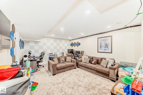 42 Alexander Drive, Leduc, AB - Indoor Photo Showing Other Room