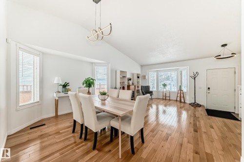 5 Dillon Place, St. Albert, AB - Indoor Photo Showing Dining Room
