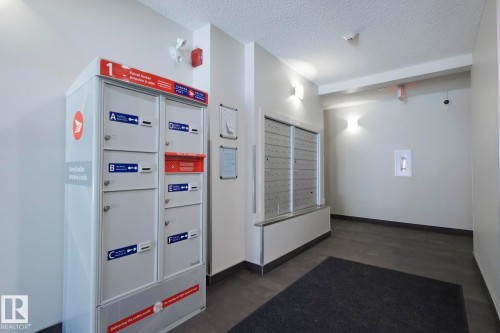 312 667 Watt Boulevard, Edmonton, AB - Indoor