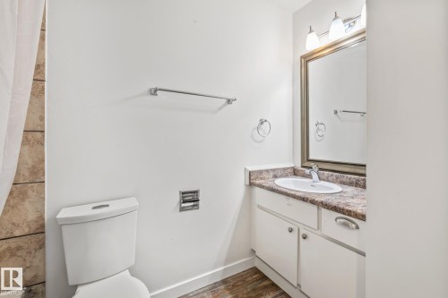 403 57 Brown Street, Stony Plain, AB - Indoor Photo Showing Bathroom