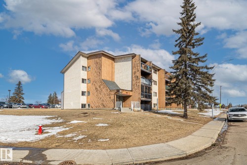 403 57 Brown Street, Stony Plain, AB - Outdoor