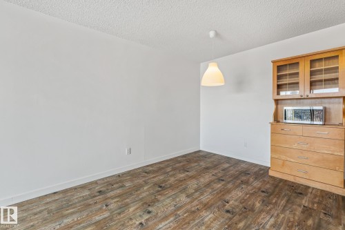 403 57 Brown Street, Stony Plain, AB - Indoor Photo Showing Other Room