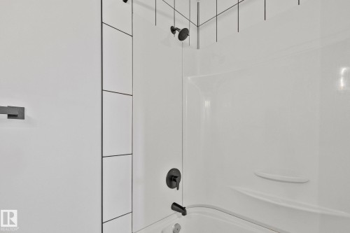 23 Larkspur Crescent, St. Albert, AB - Indoor Photo Showing Bathroom