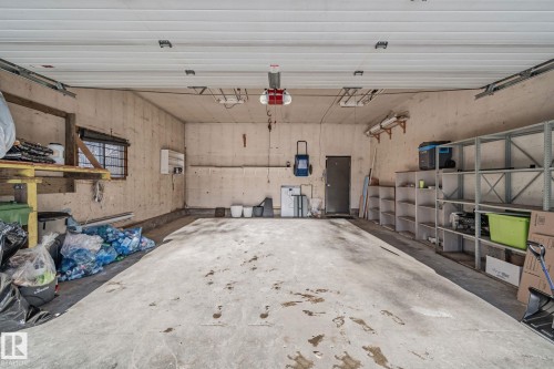 23 Larkspur Crescent, St. Albert, AB - Indoor Photo Showing Garage