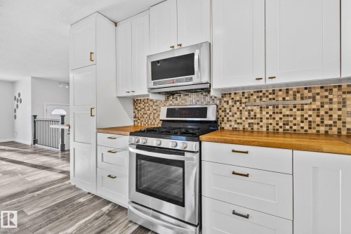 23 Larkspur Crescent, St. Albert, AB - Indoor Photo Showing Kitchen
