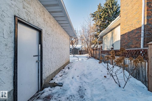 23 Larkspur Crescent, St. Albert, AB - Outdoor With Exterior