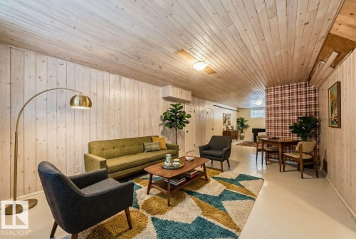 7809 116 Street, Edmonton, AB - Indoor