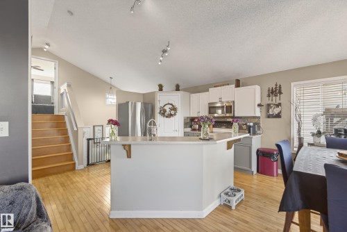 3203 49 Street, Beaumont, AB - Indoor Photo Showing Other Room