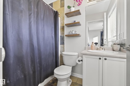 3203 49 Street, Beaumont, AB - Indoor Photo Showing Bathroom